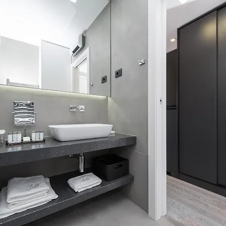 Artis Apartment